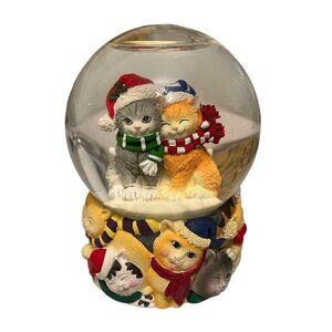 The San Francisco Music Box Company Christmas Cats Waterglobe Tune Wassail Song